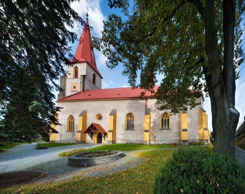 Hotel Vysocina Chotěboř Exteriör bild